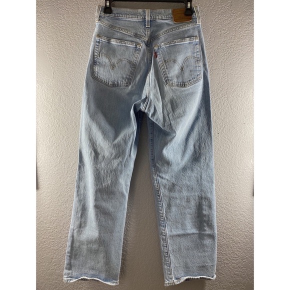 Levi’s Ribcage Straight Light Wash High Waisted Tango Fade Jeans - Picture 13 of 16